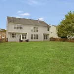 Spectacular Singe-Family Home With Pool & Amenities